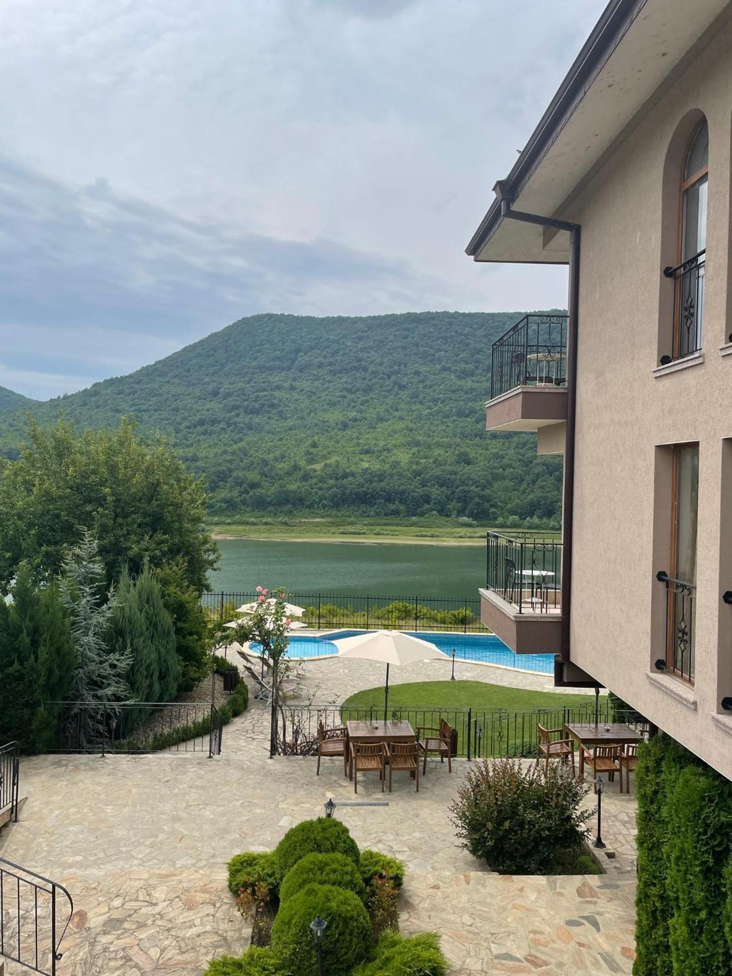 Hotel Eco House Kitana Asparuhovo Esterno foto