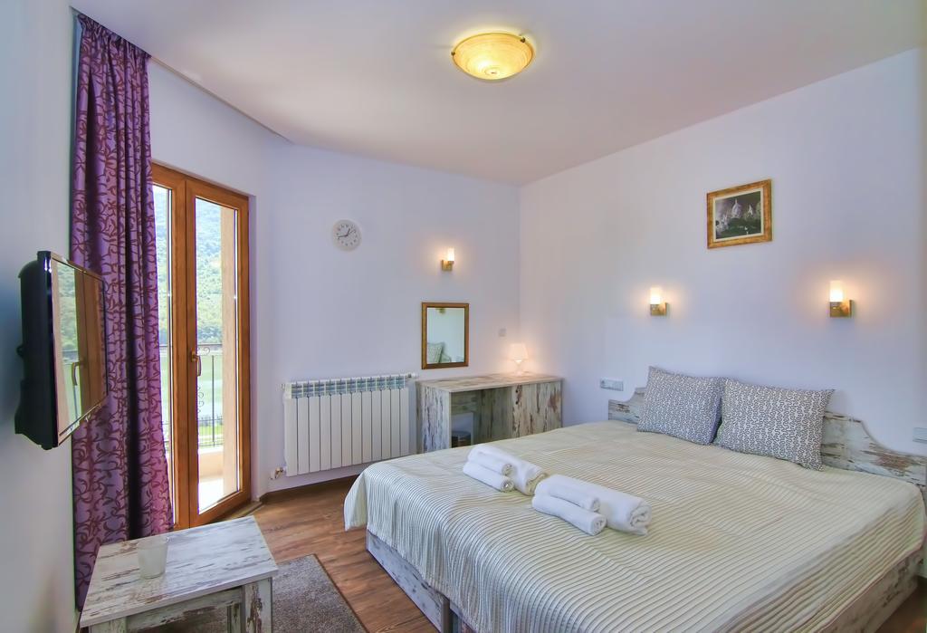 Hotel Eco House Kitana Asparuhovo Esterno foto